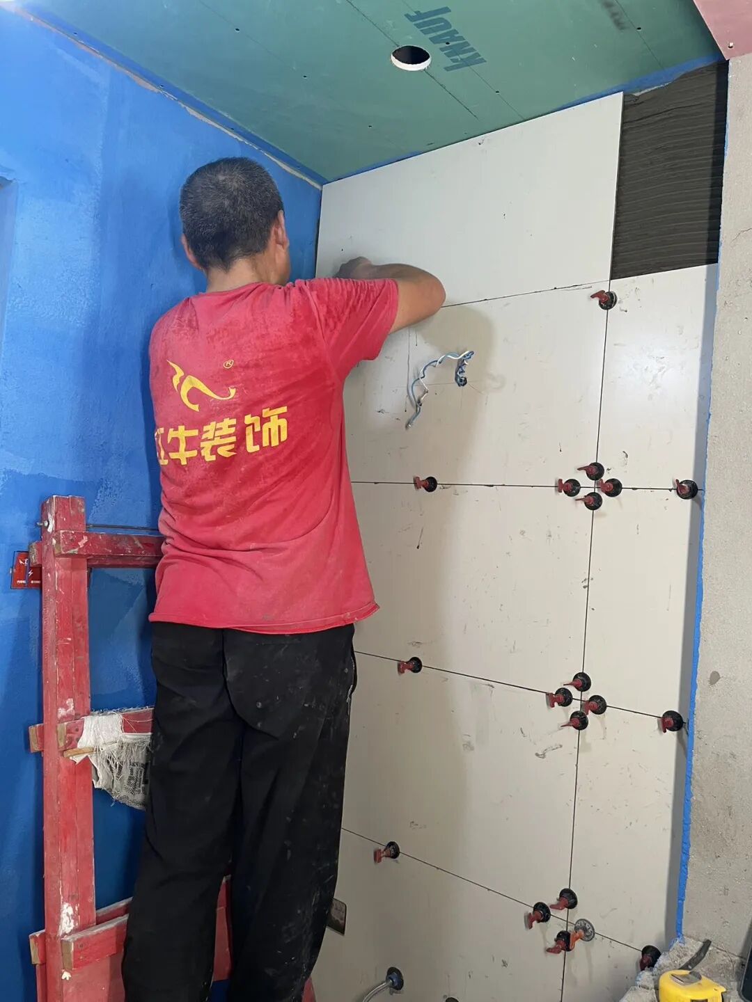 摩登7娱乐总经理“突袭”在建工地,专治各种“差不多”! 摩登7娱乐总经理“突袭”在建工地,专治各种“差不多”!