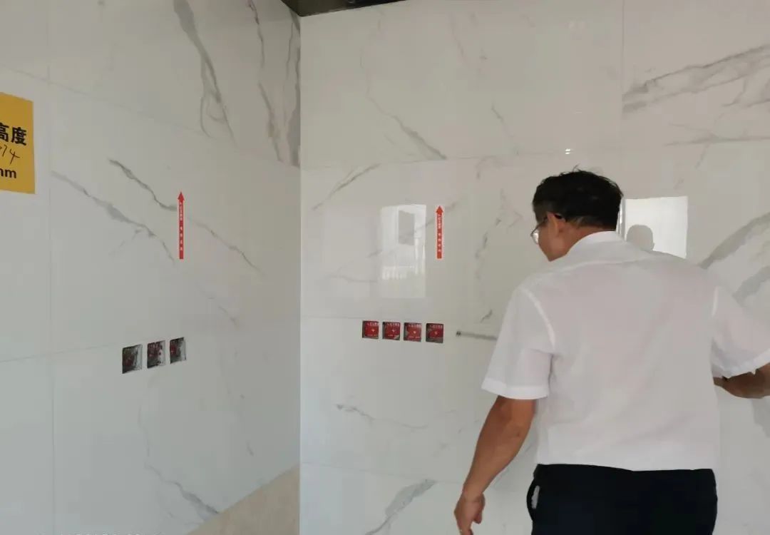 工地突击巡检｜没想到，这家工地竟治愈了我的“强迫症”