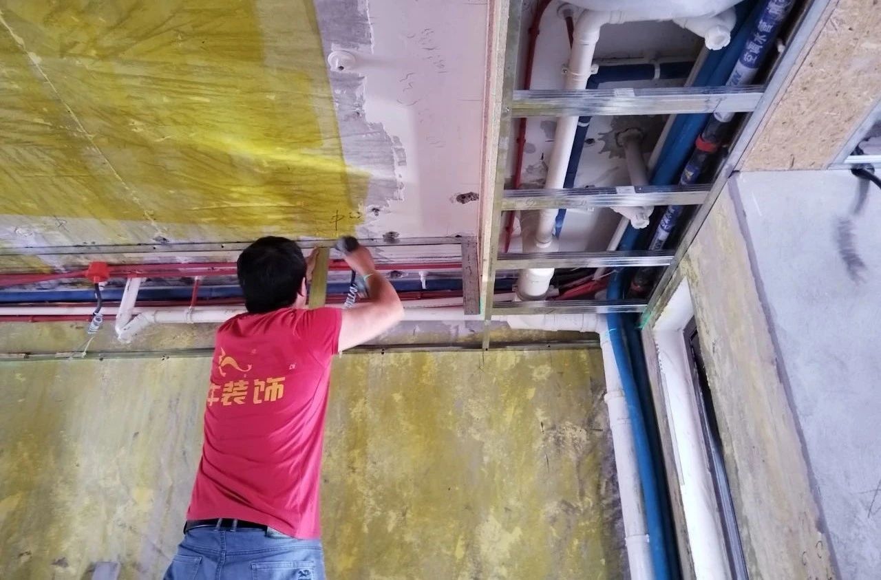 摩登7娱乐：高温巡检不松懈，坚守品质与服务！