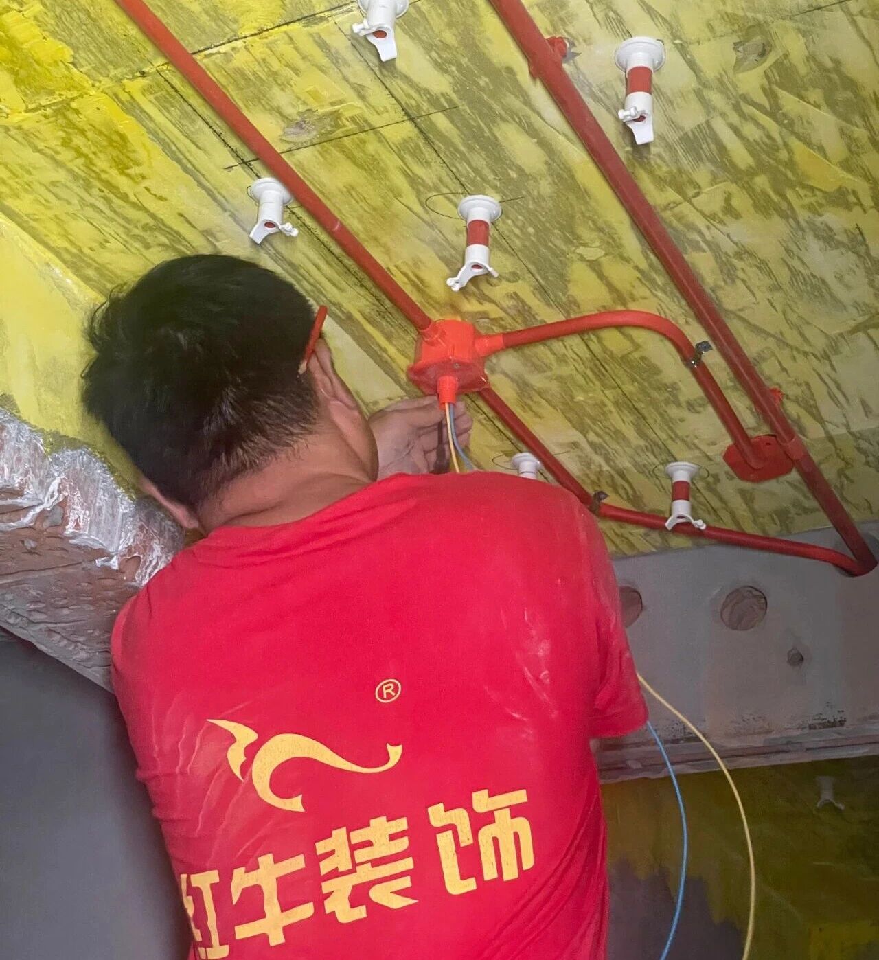 设计师工地巡检,用脚步丈量细节,护航效果完美落地! 设计师工地巡检,用脚步丈量细节,护航效果完美落地!