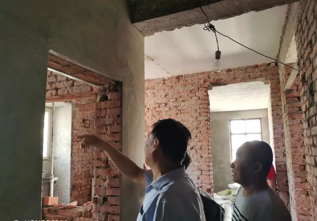 工地突击巡检｜没想到，这家工地竟治愈了我的“强迫症”