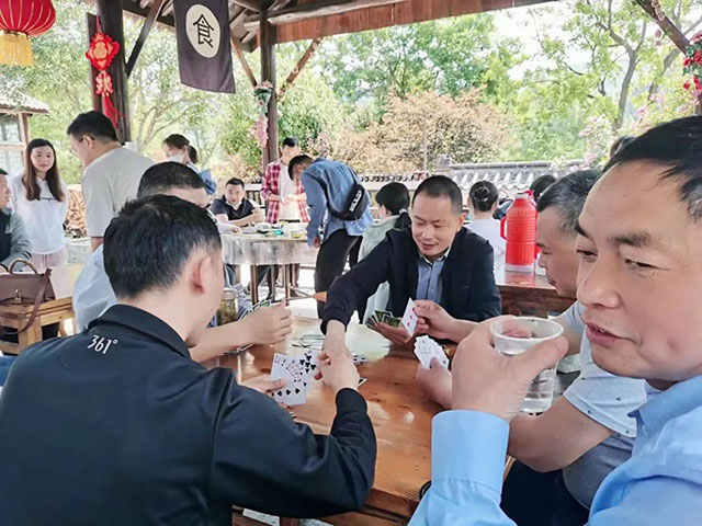 摩登7娱乐团建｜不忘初心，担当有为，共创美好未来！