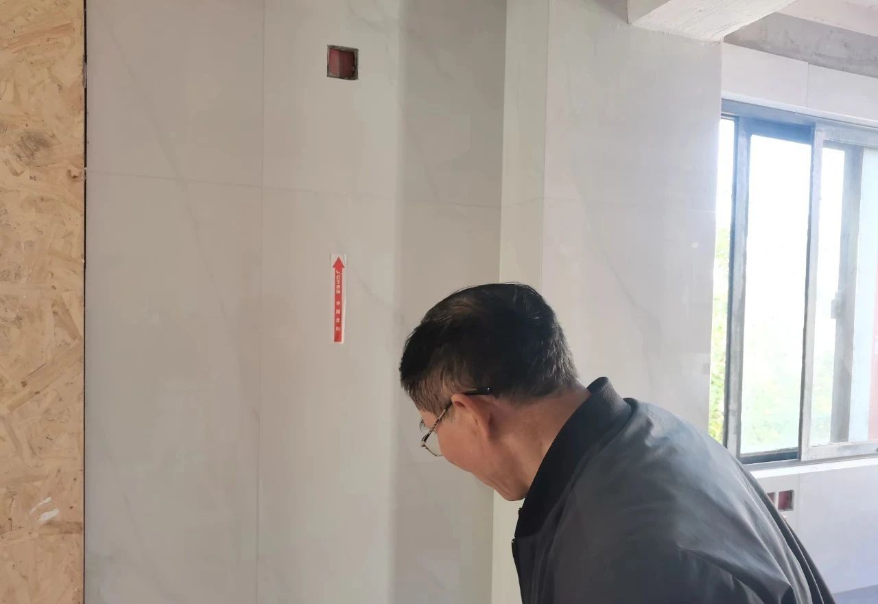 摩登7娱乐公司工地巡检:双11拼什么?我们在拼质量!拼服务! 摩登7娱乐公司工地巡检:双11拼什么?我们在拼质量!拼服务!