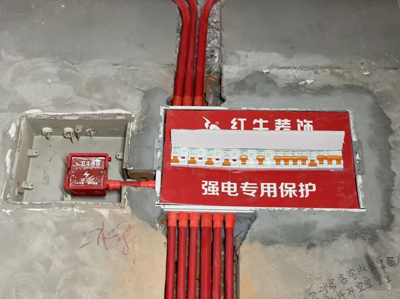 金九银十装修季|摩登7娱乐工程总监:工地巡检无小事,严苛落实工艺标准! 金九银十装修季|摩登7娱乐工程总监:工地巡检无小事,严苛落实工艺标准!
