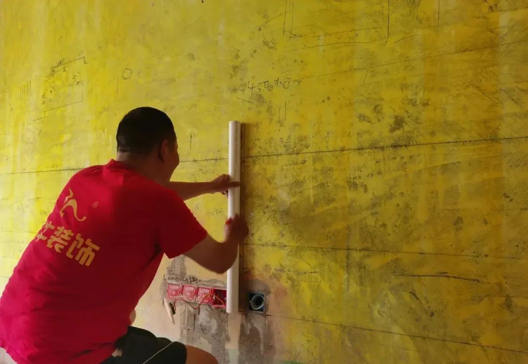 百闻不如一“鉴”！家里装修前，建议大家先看看工地【工地突击巡检】