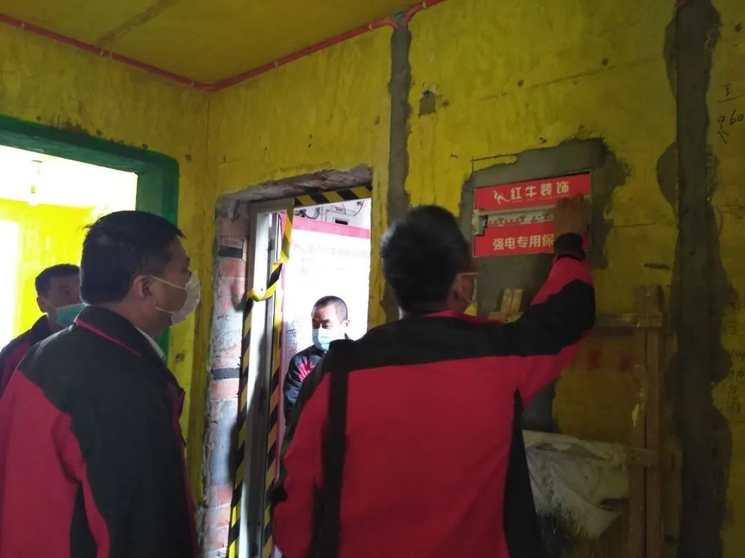 摩登7娱乐巡检 | 开工不久的工地是什么样的？