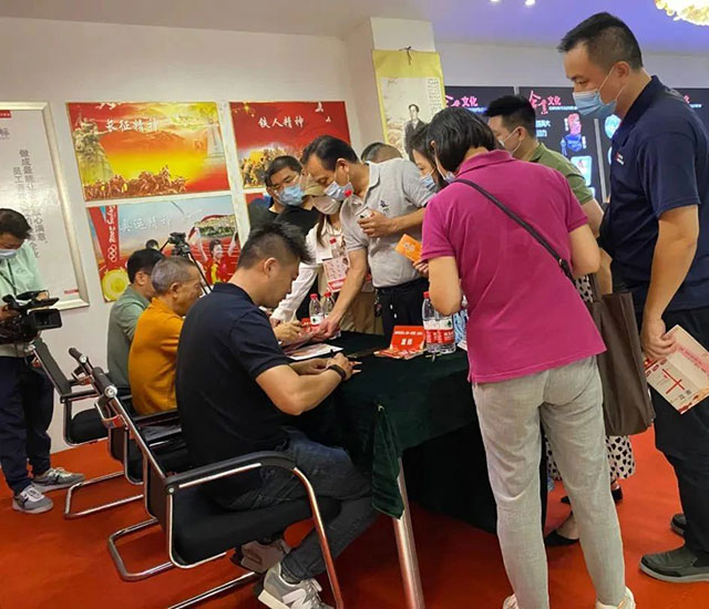 直击火爆现场!摩登7娱乐24周年庆火热进行中~ 直击火爆现场!摩登7娱乐24周年庆火热进行中~