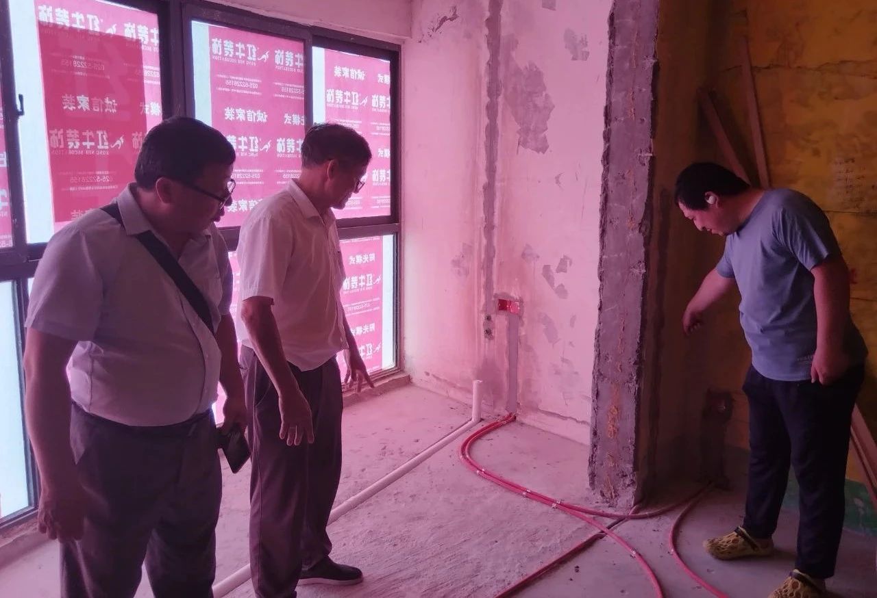 摩登7娱乐工地巡检:风雨兼程抓品质,履行承诺不停歇! 摩登7娱乐工地巡检:风雨兼程抓品质,履行承诺不停歇!