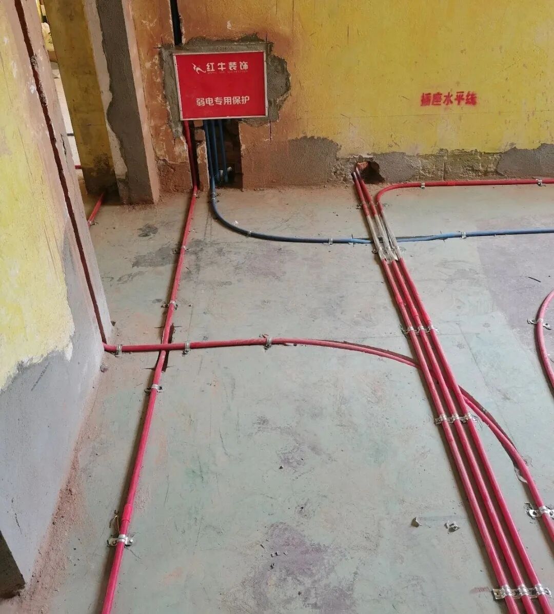 摩登7娱乐总经理“突袭”在建工地,专治各种“差不多”! 摩登7娱乐总经理“突袭”在建工地,专治各种“差不多”!